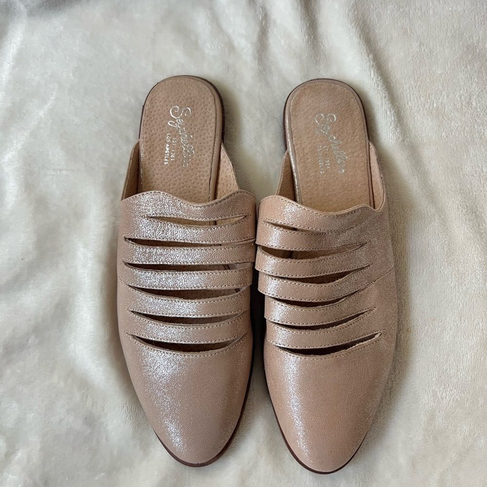 Seychelles Undivided Leather Metallic Mules, Blush, Size 9